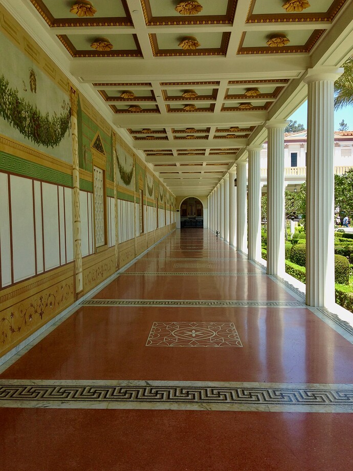 colonnade